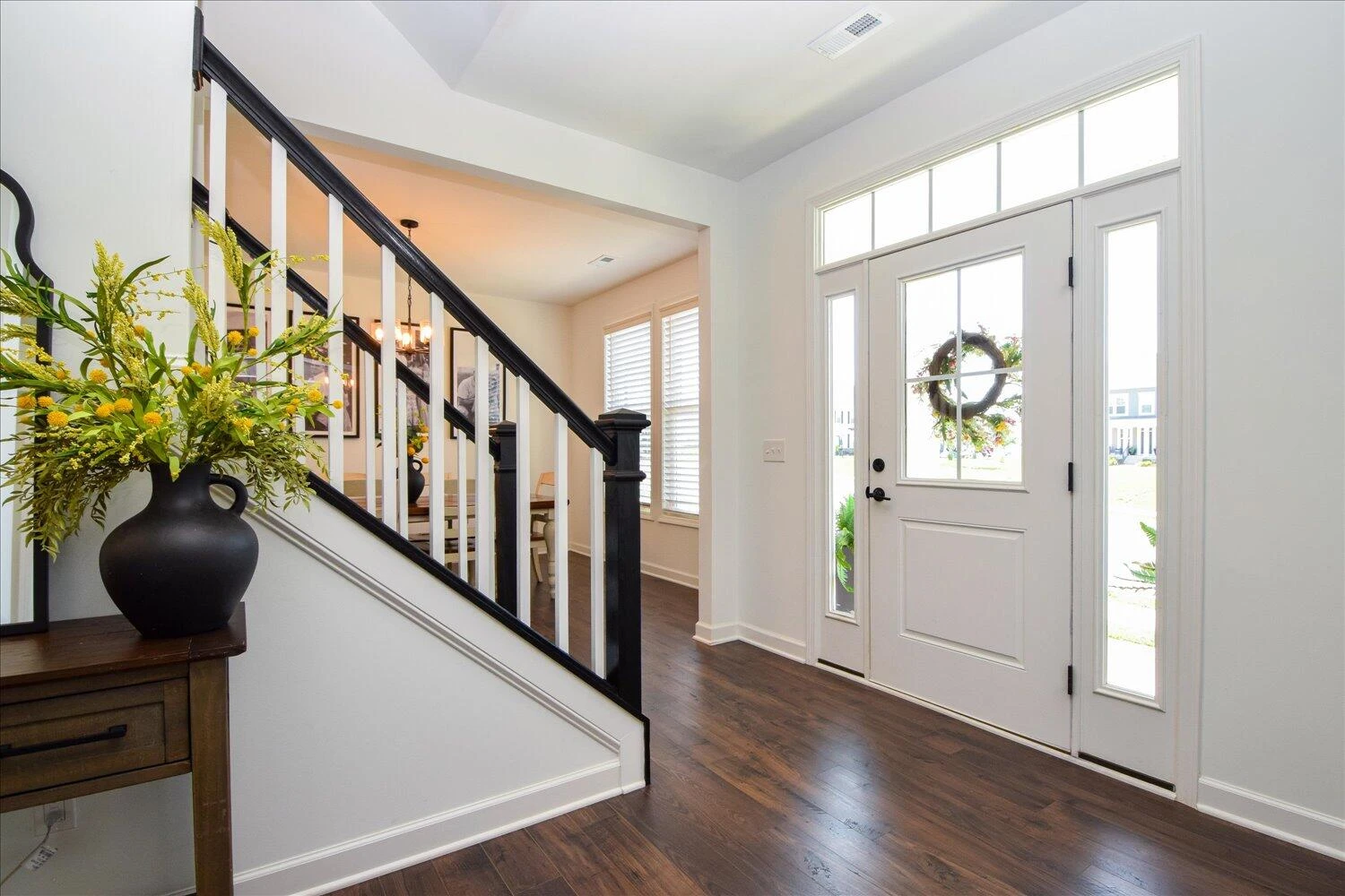 79 Norborne ST - Photo 2