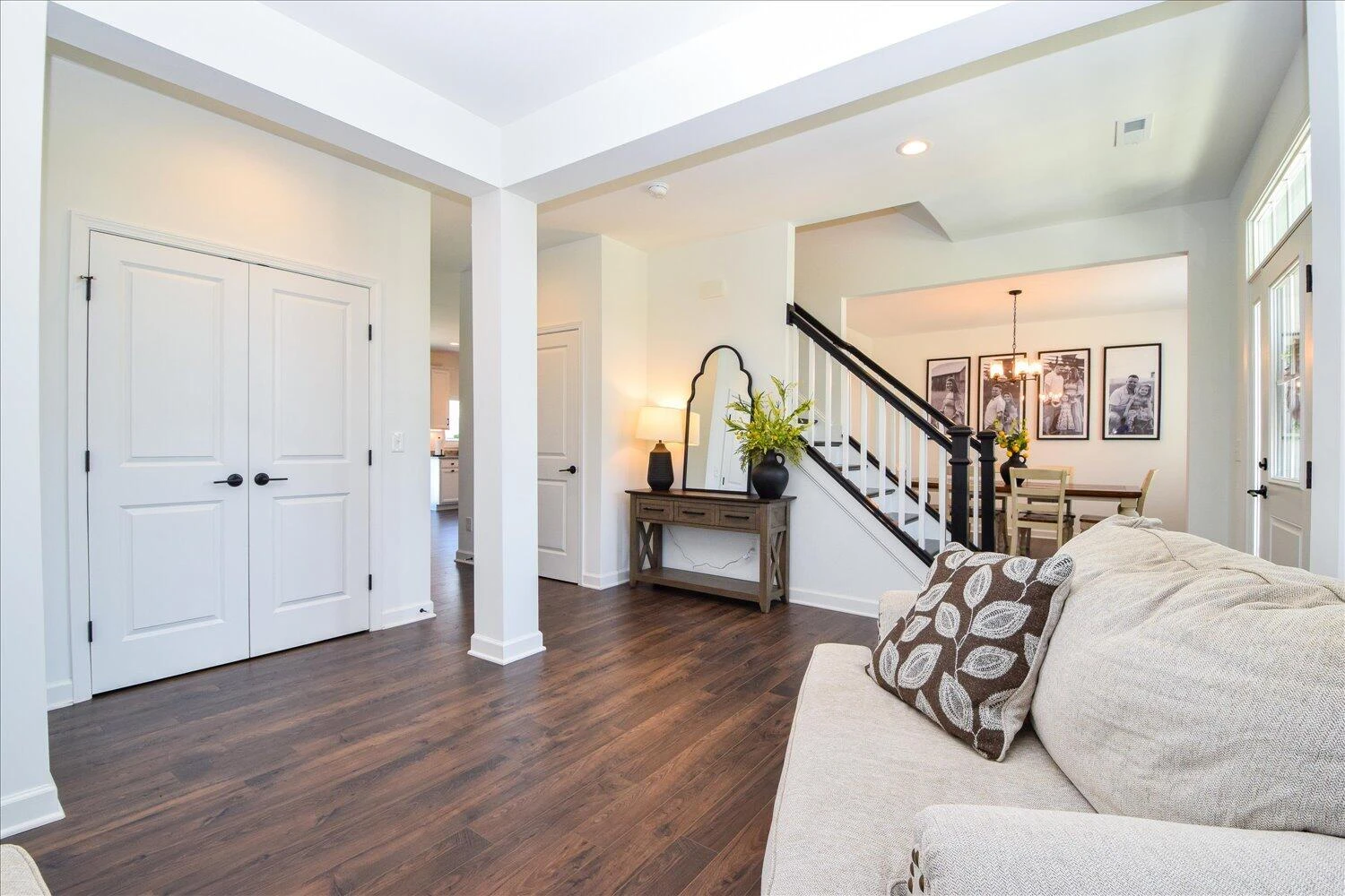 79 Norborne ST - Photo 3