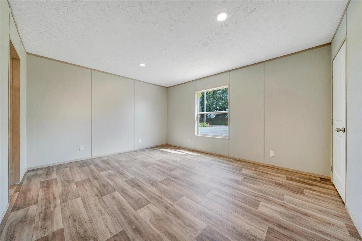 1933 Rock Lily RD - Photo 17