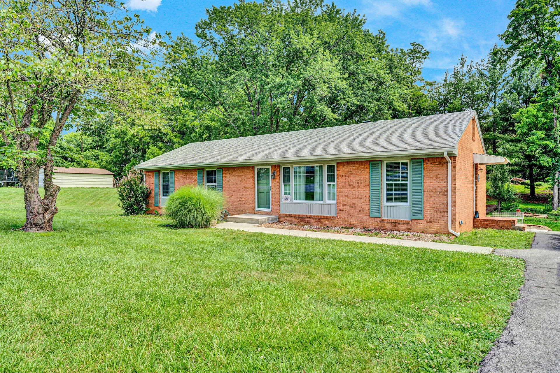 86 British Woods DR - Photo 2