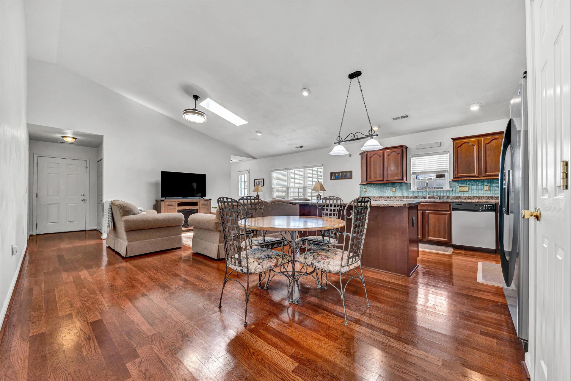 16 Bruffey ST - Photo 11