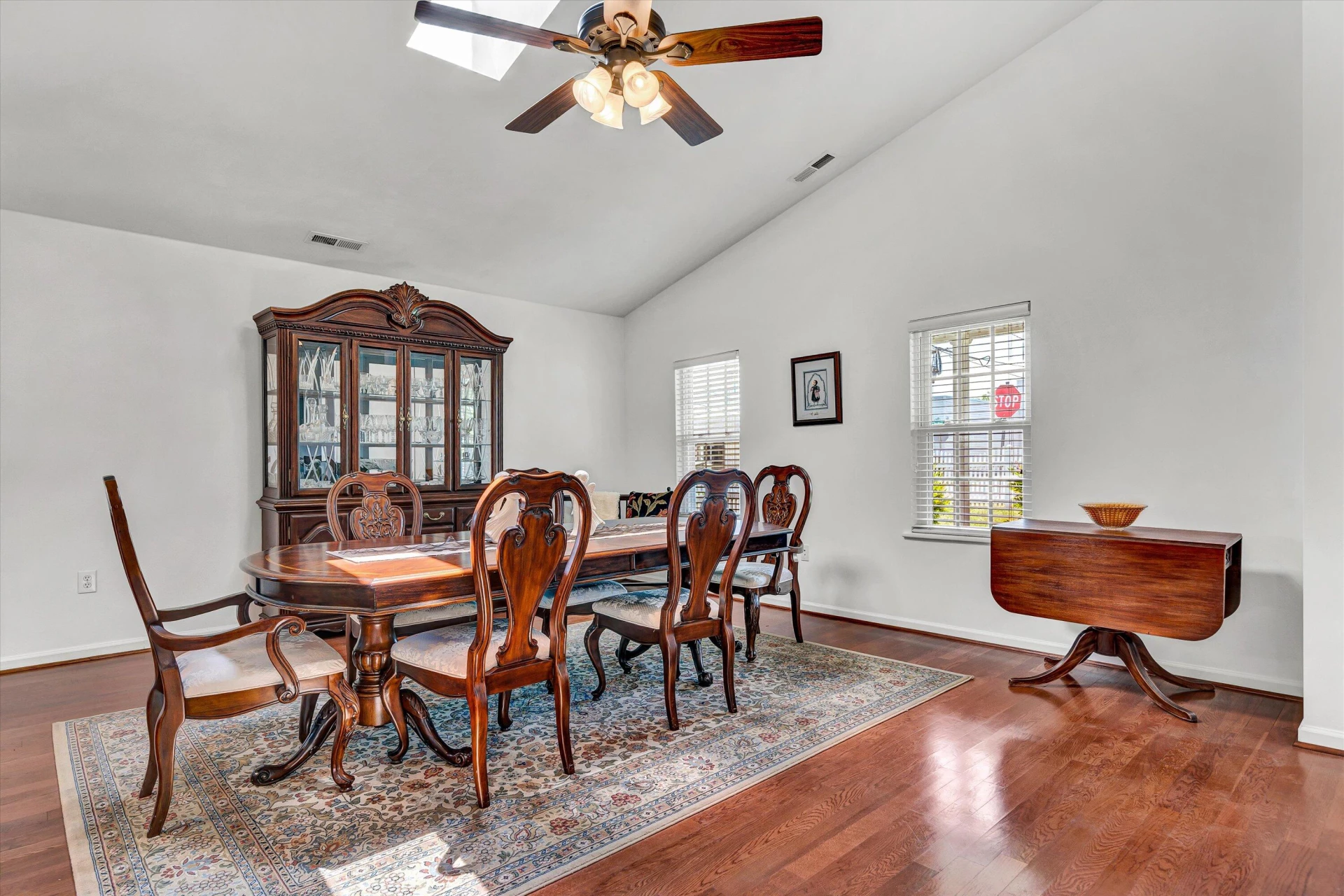 16 Bruffey ST - Photo 6