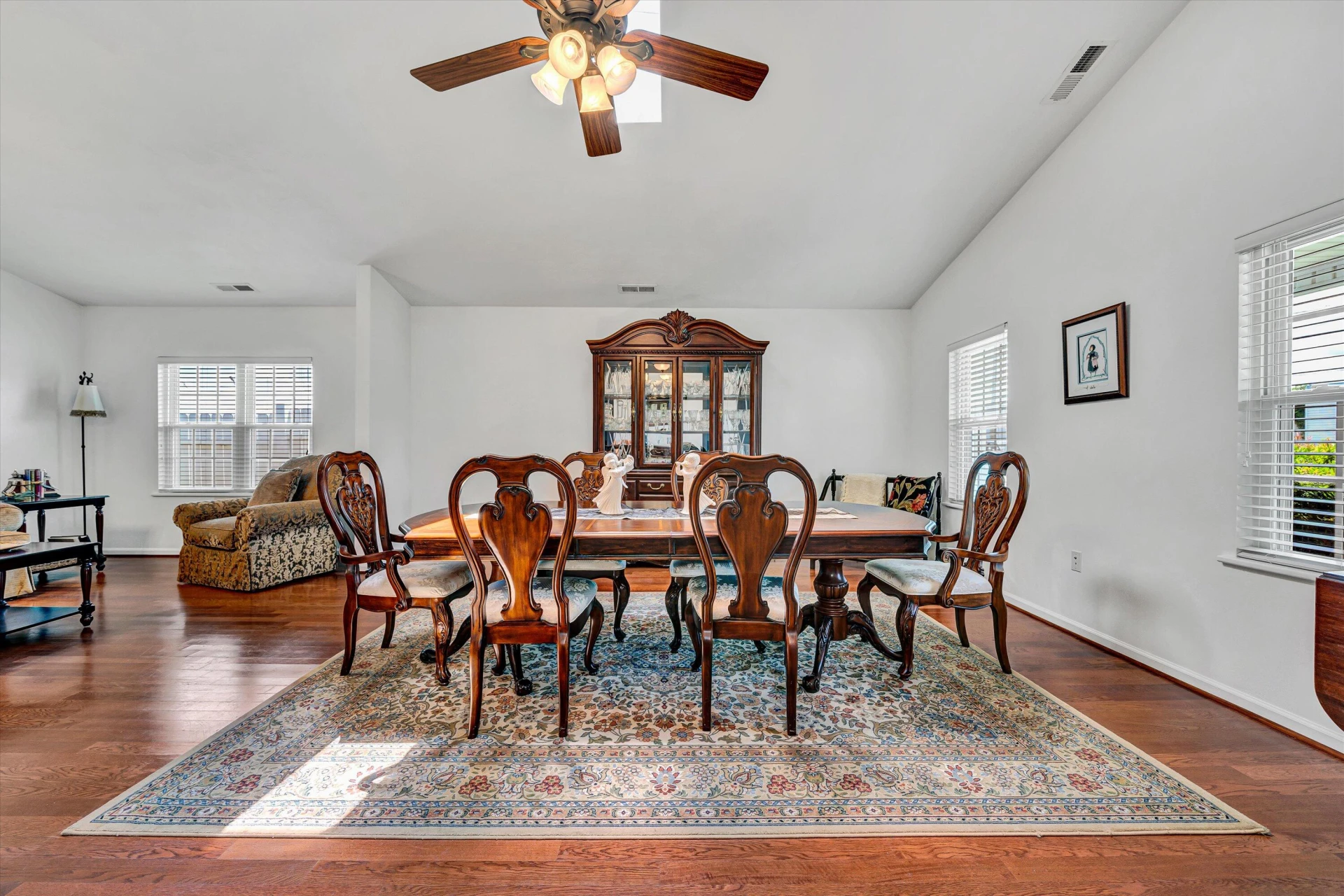 16 Bruffey ST - Photo 7