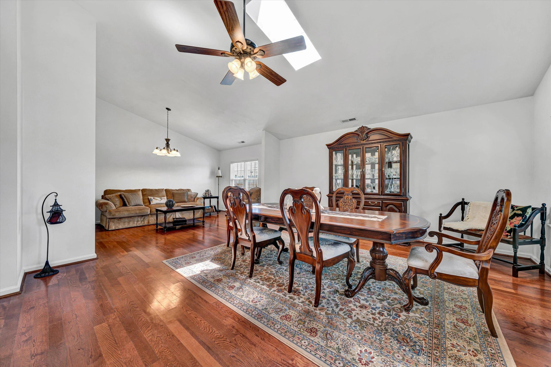 16 Bruffey ST - Photo 8