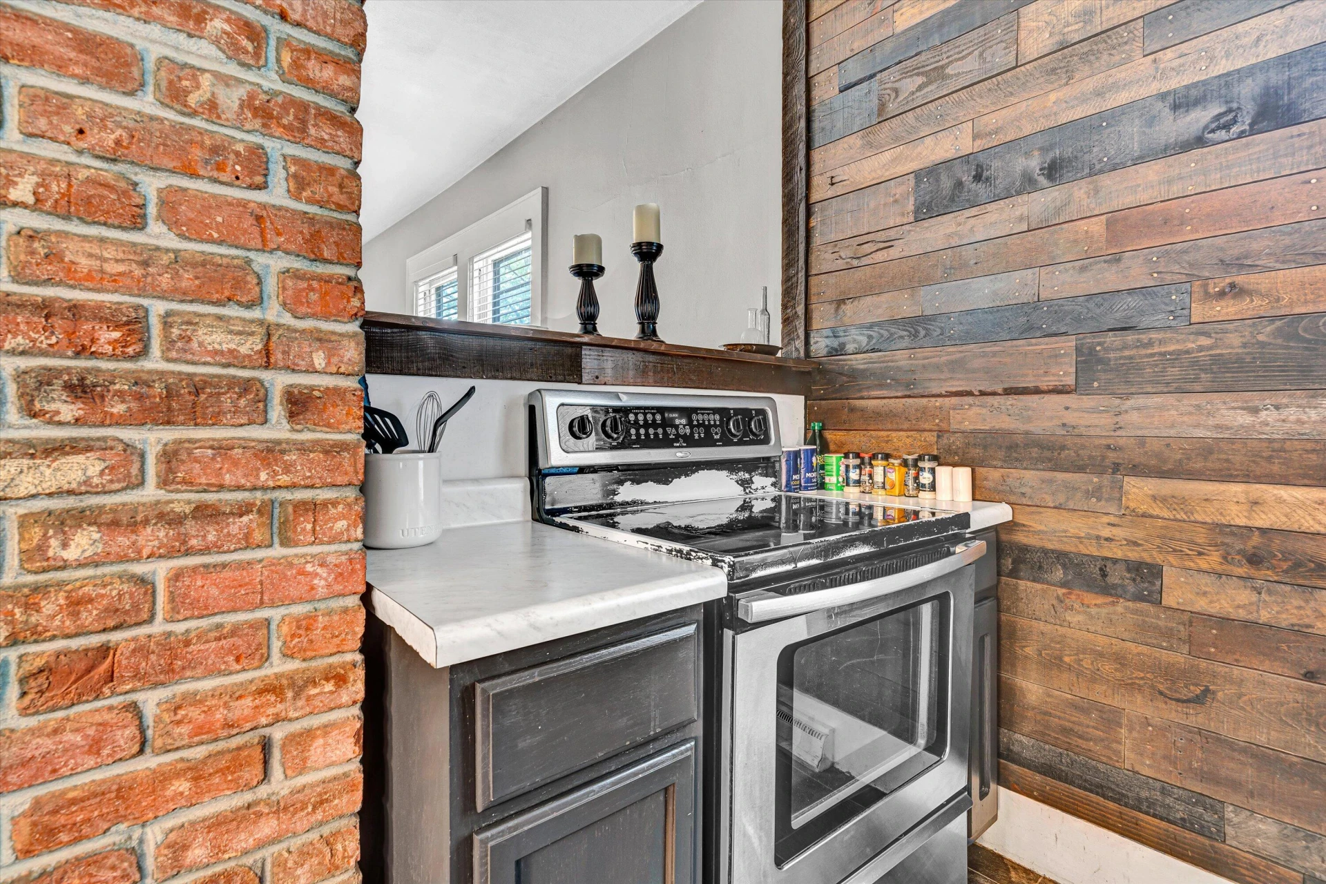 1521 Church AVE - Photo 14