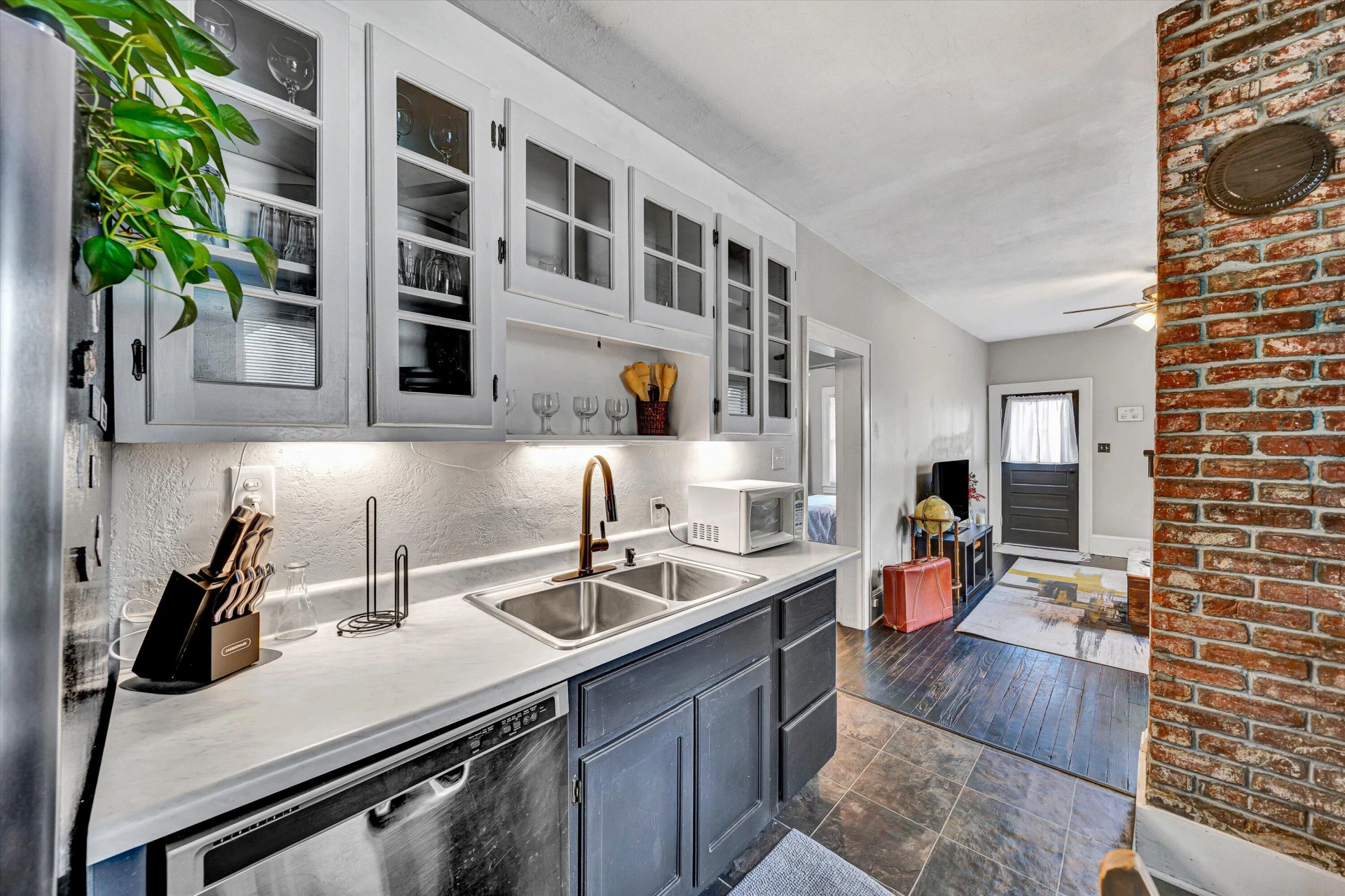 1521 Church AVE - Photo 15