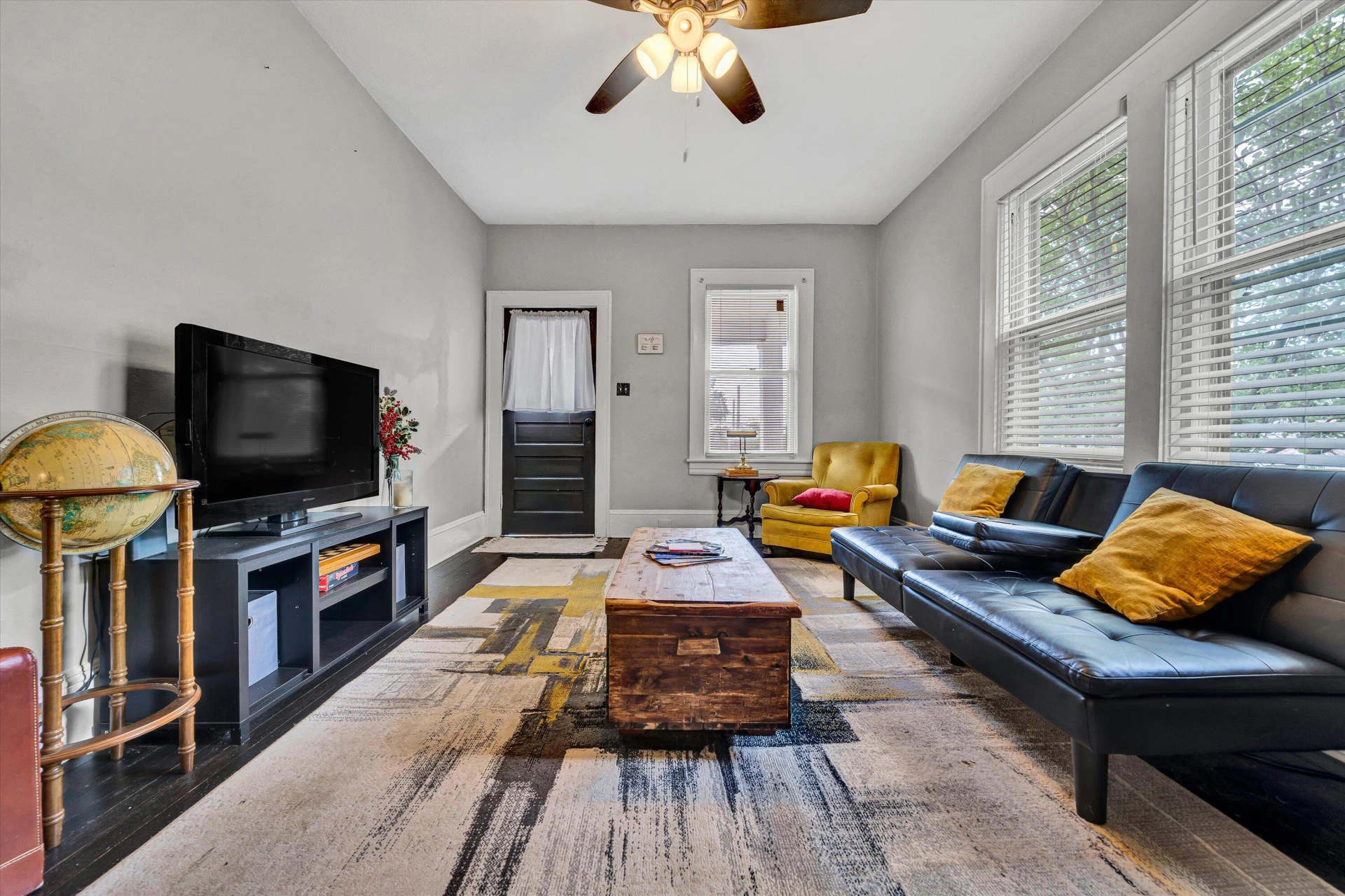 1521 Church AVE - Photo 5