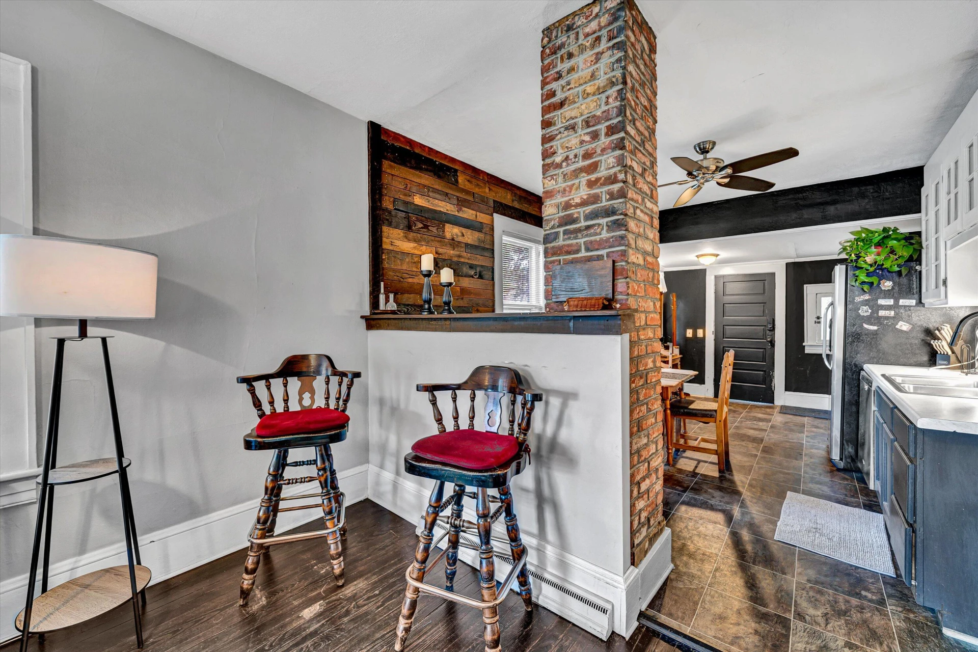 1521 Church AVE - Photo 7