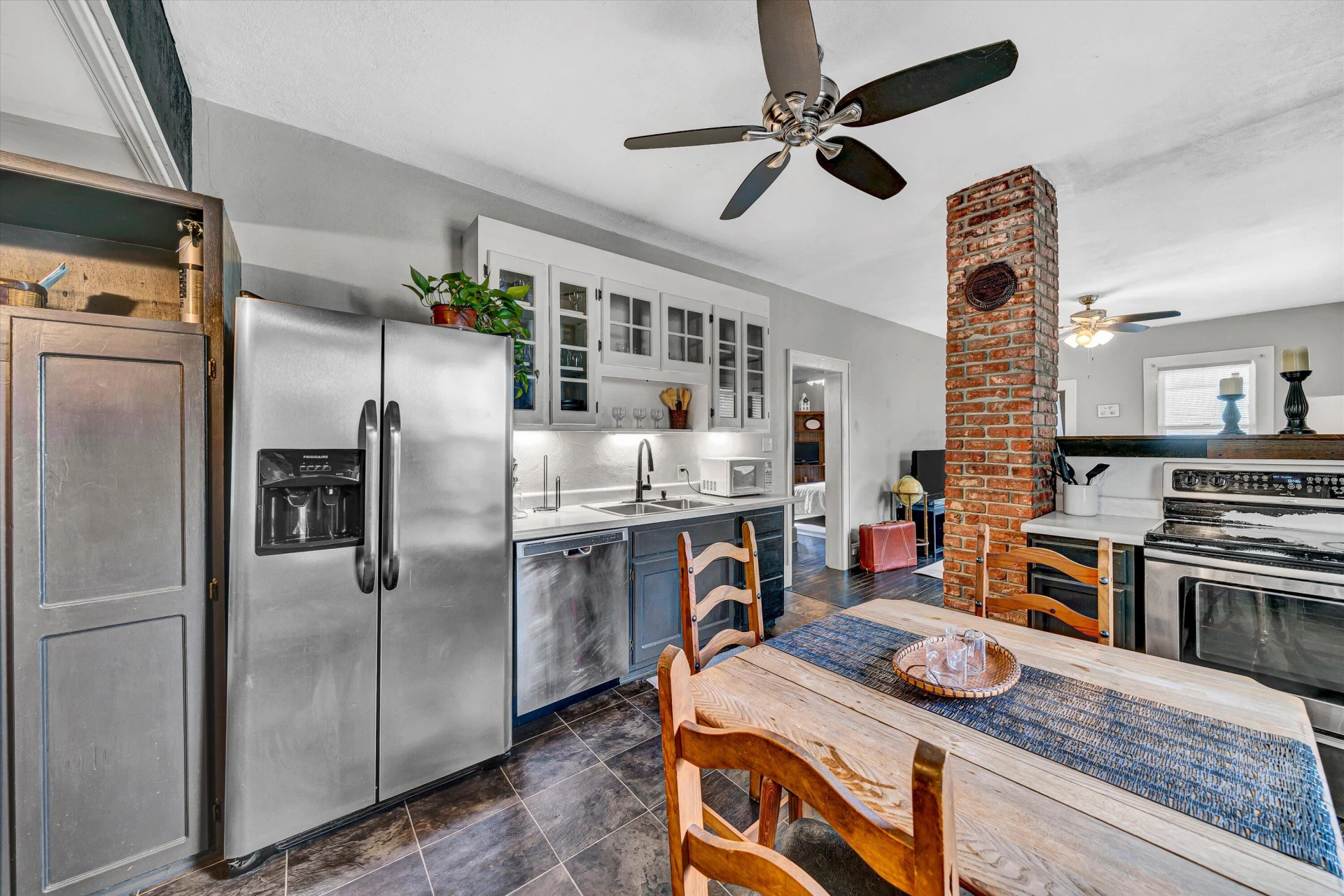 1521 Church AVE - Photo 10