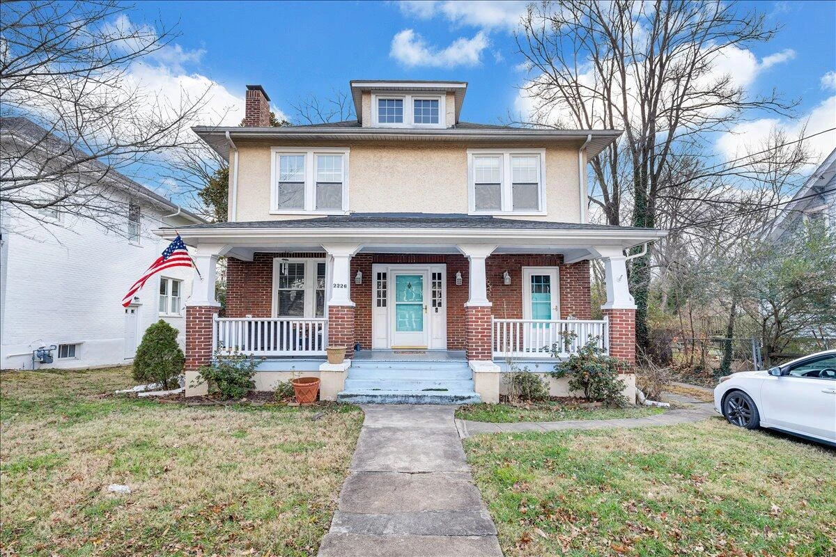 2226 Windsor AVE - Photo 39