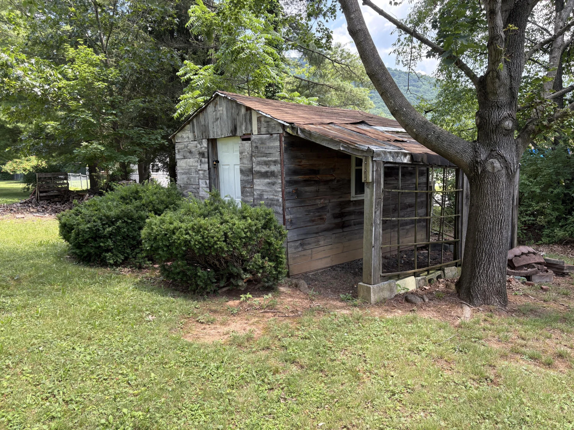 713 Rose AVE - Photo 20