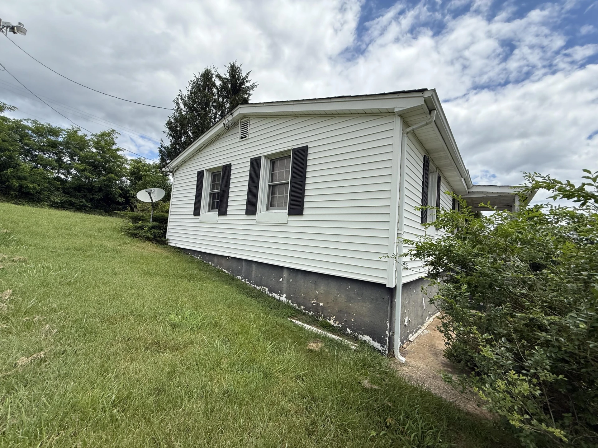1071 SETTLERSWAY LN - Photo 2