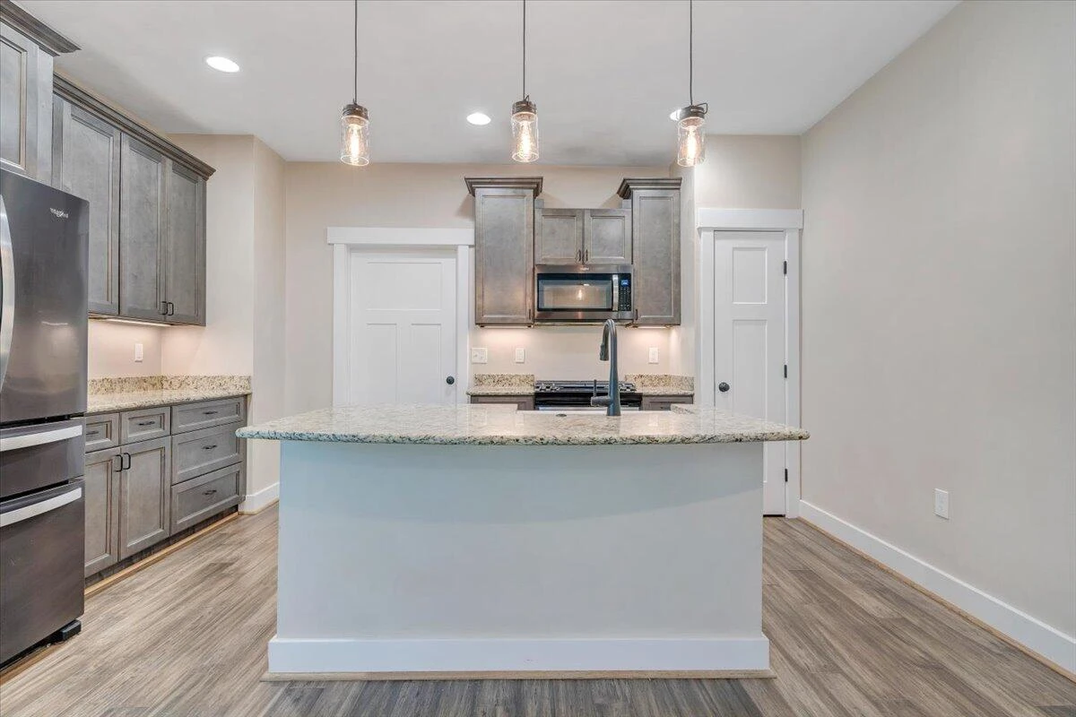 3141 Trinity RD - Photo 11