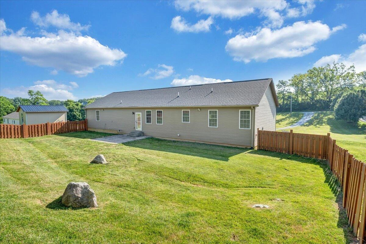 3141 Trinity RD - Photo 52
