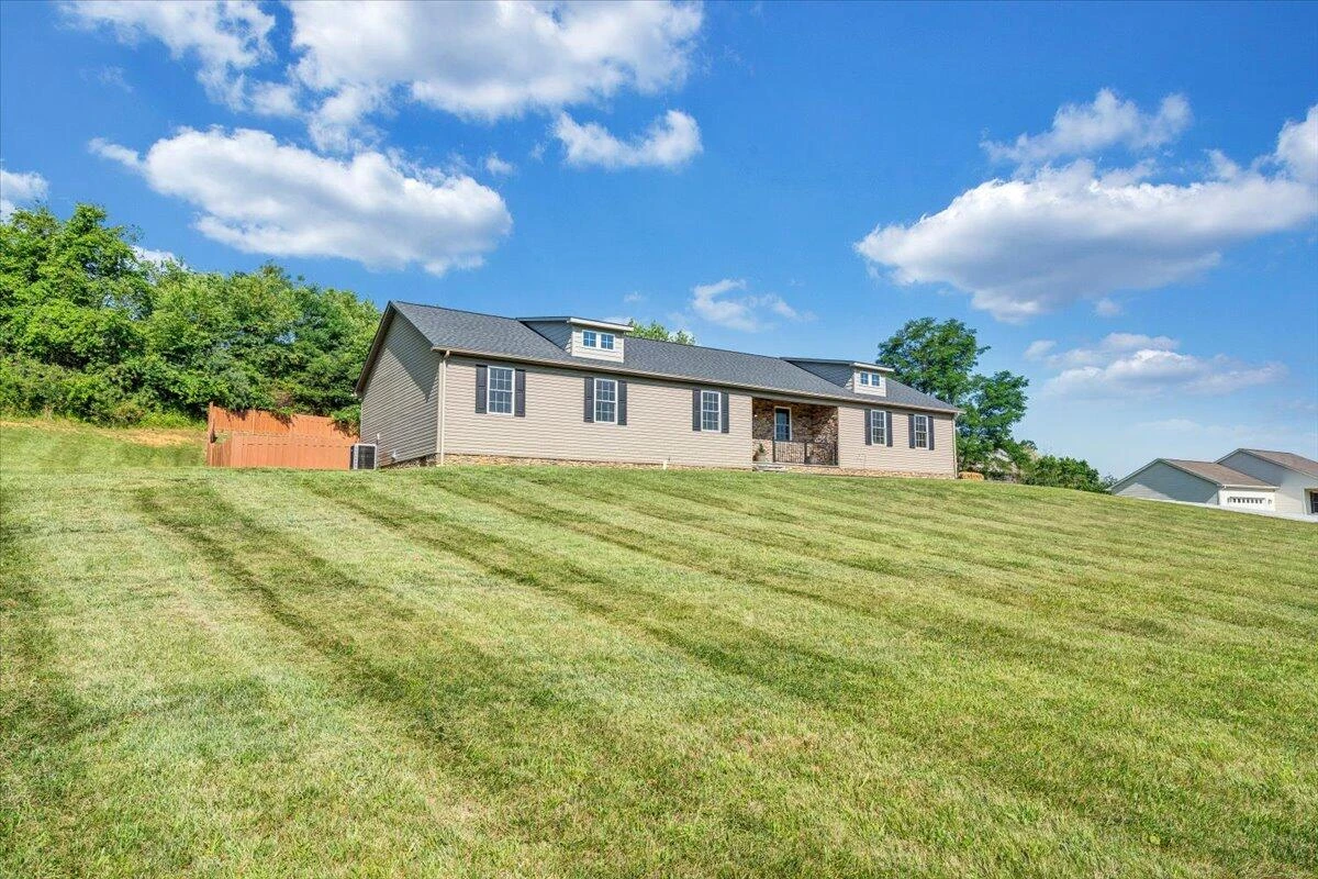 3141 Trinity RD - Photo 57