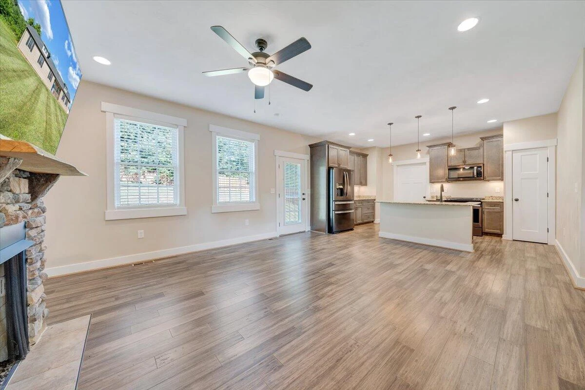 3141 Trinity RD - Photo 10