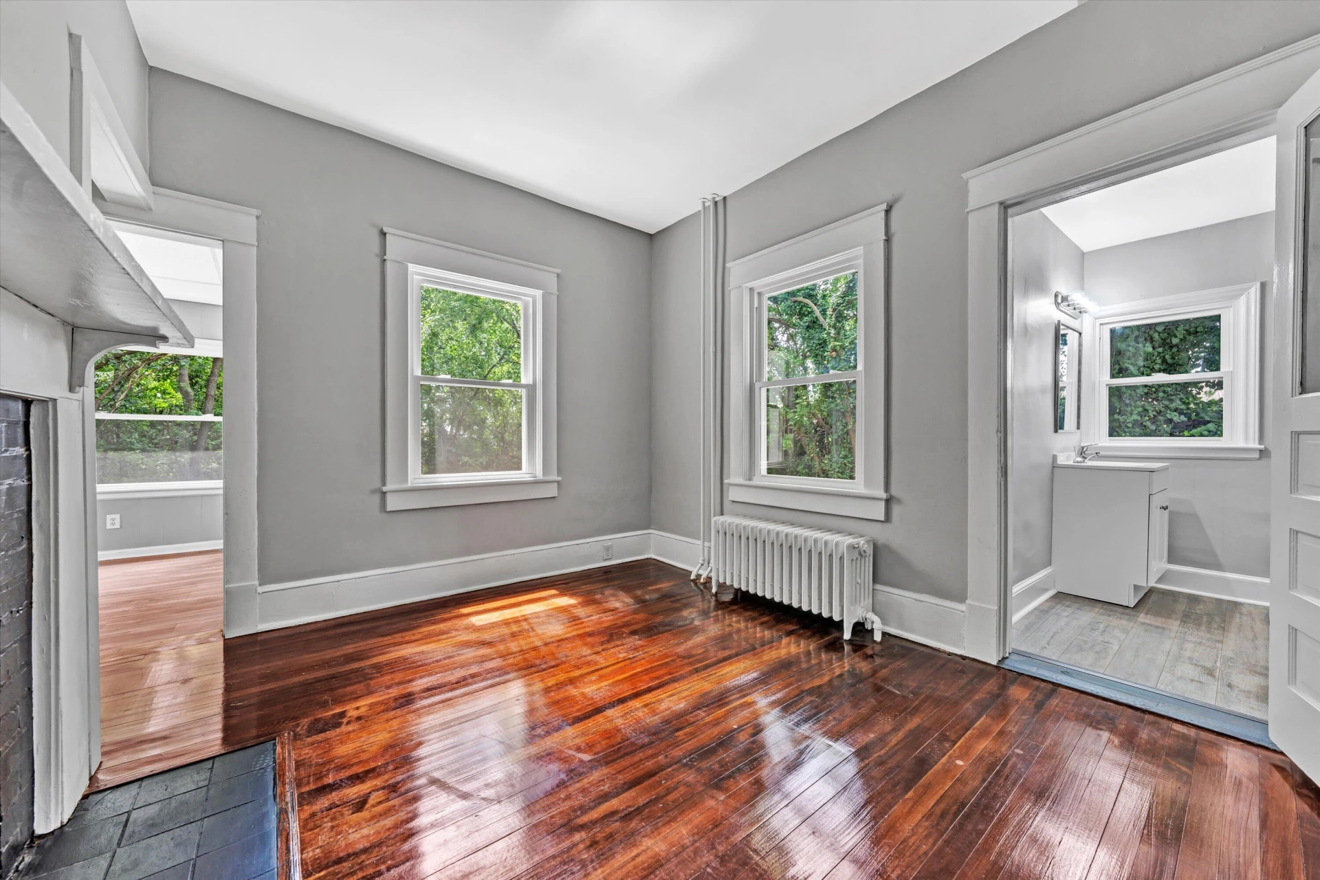 1619 Golfside AVE - Photo 11