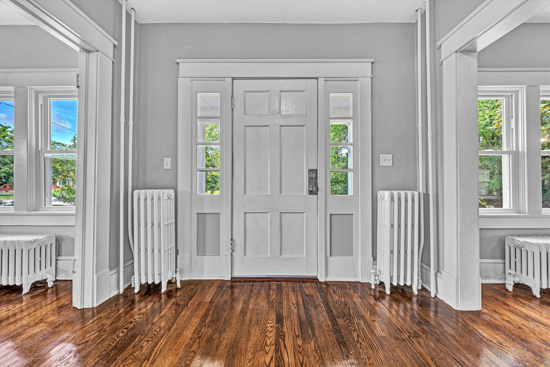 1619 Golfside AVE - Photo 4