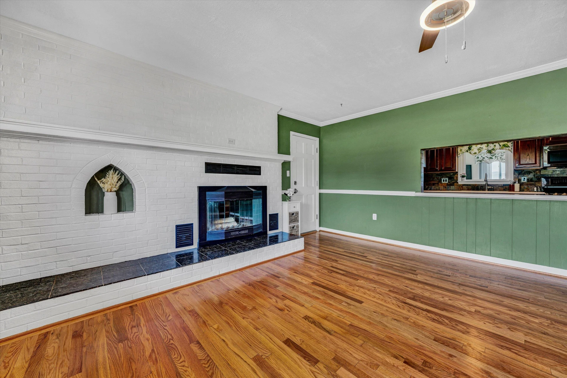 151 Murray CT - Photo 13
