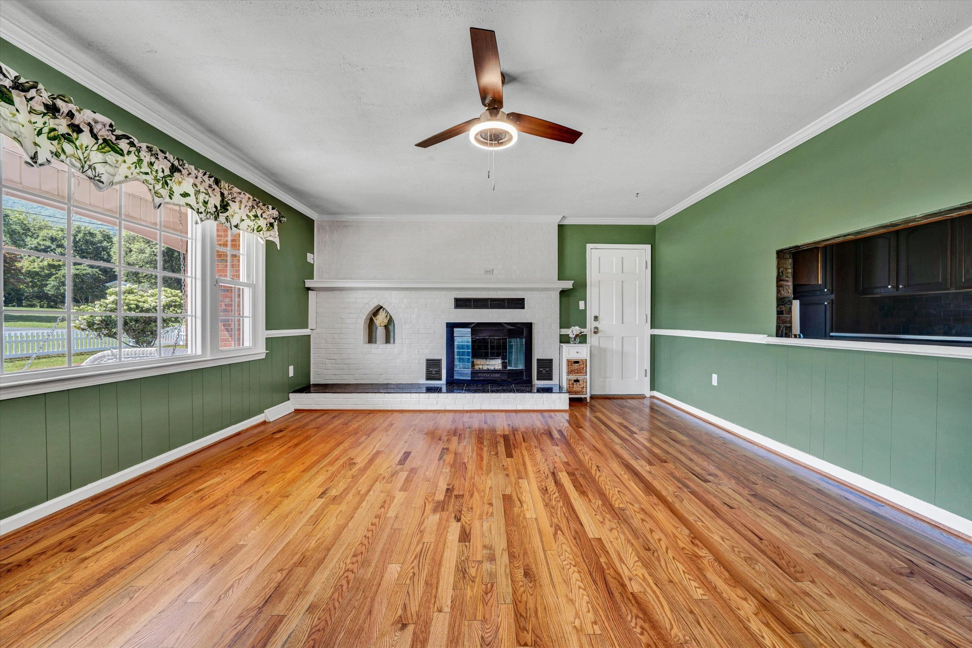 151 Murray CT - Photo 14