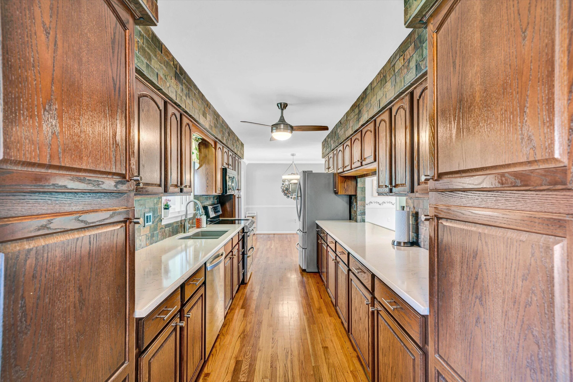151 Murray CT - Photo 17