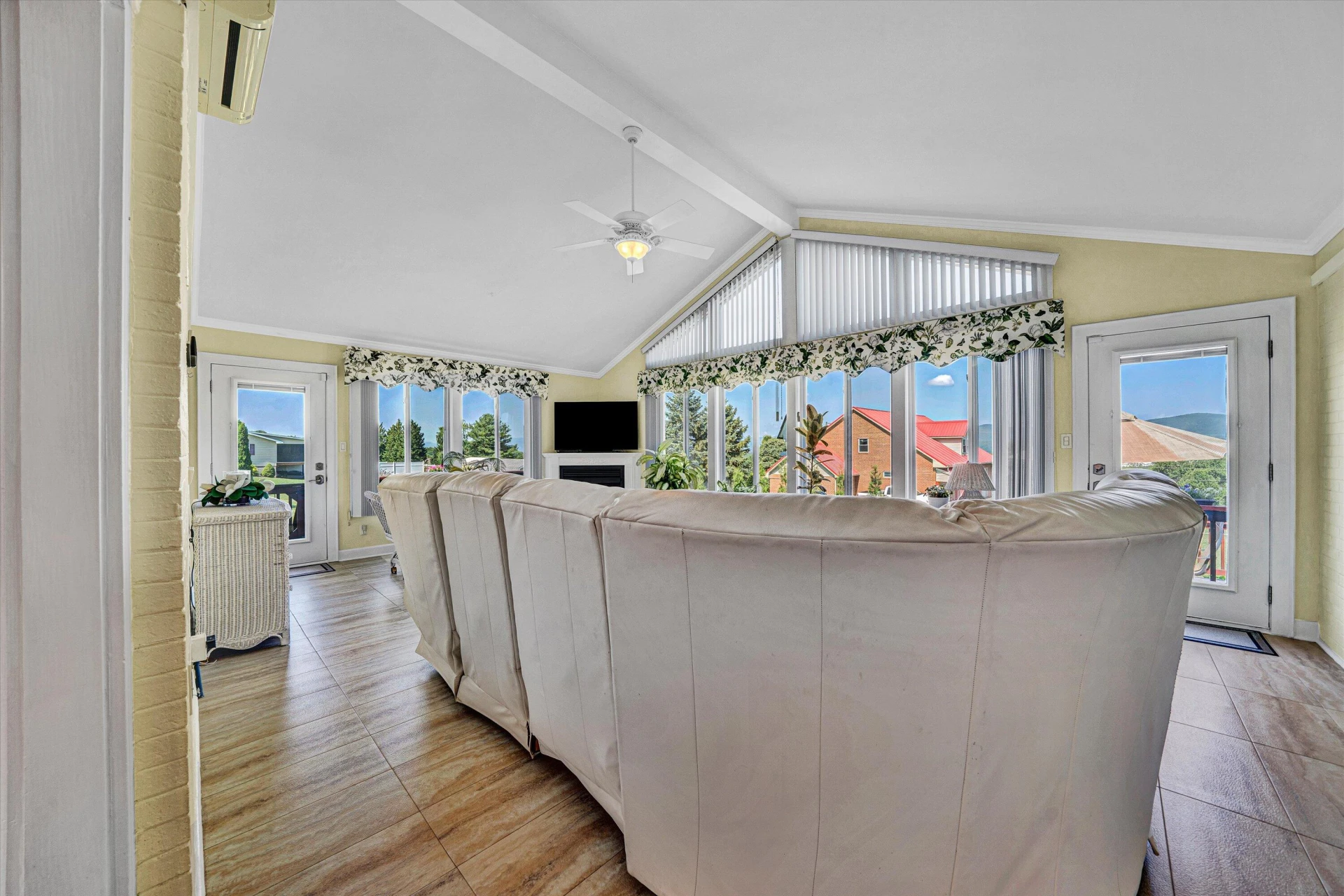 151 Murray CT - Photo 24