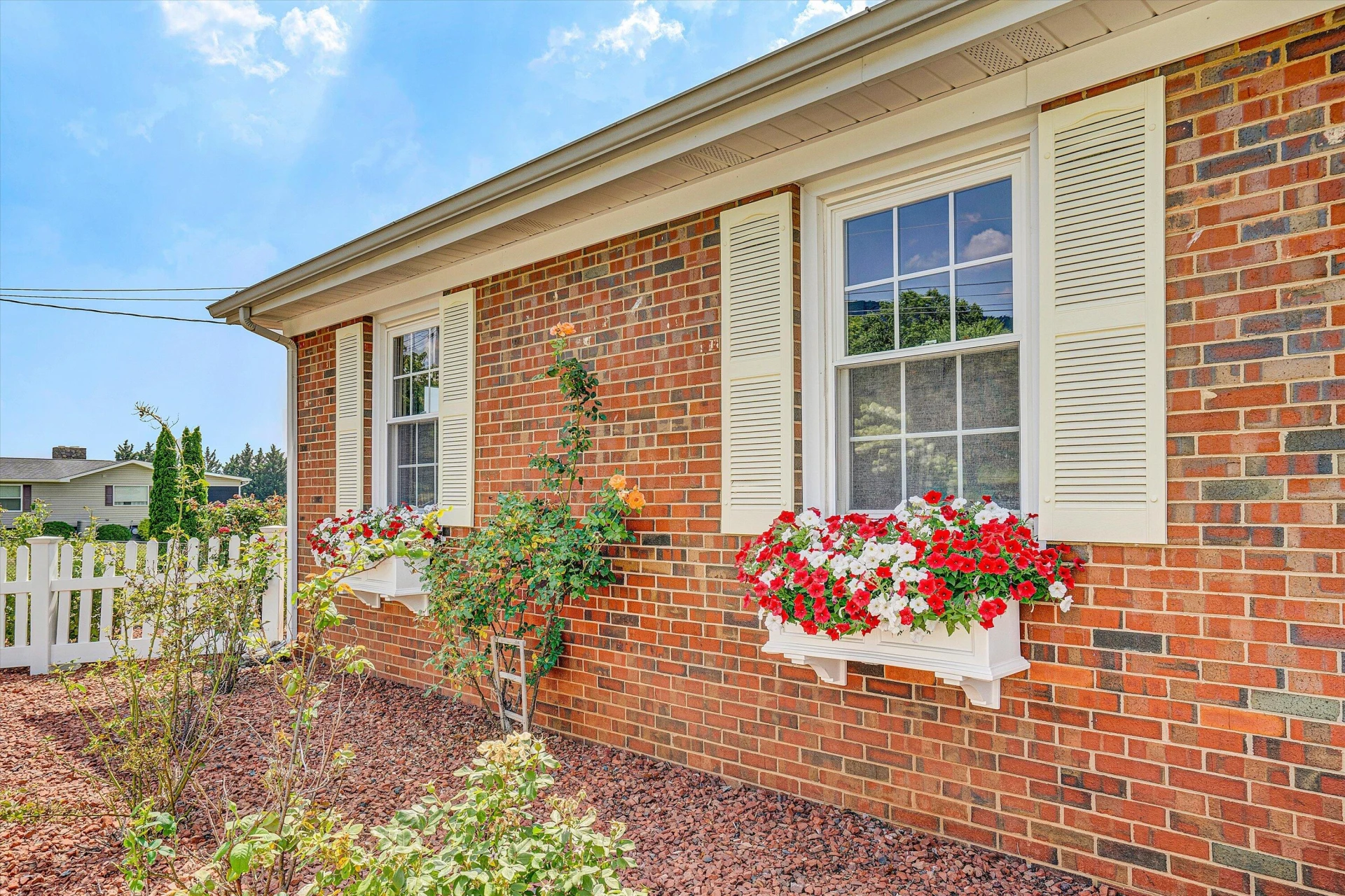 151 Murray CT - Photo 5