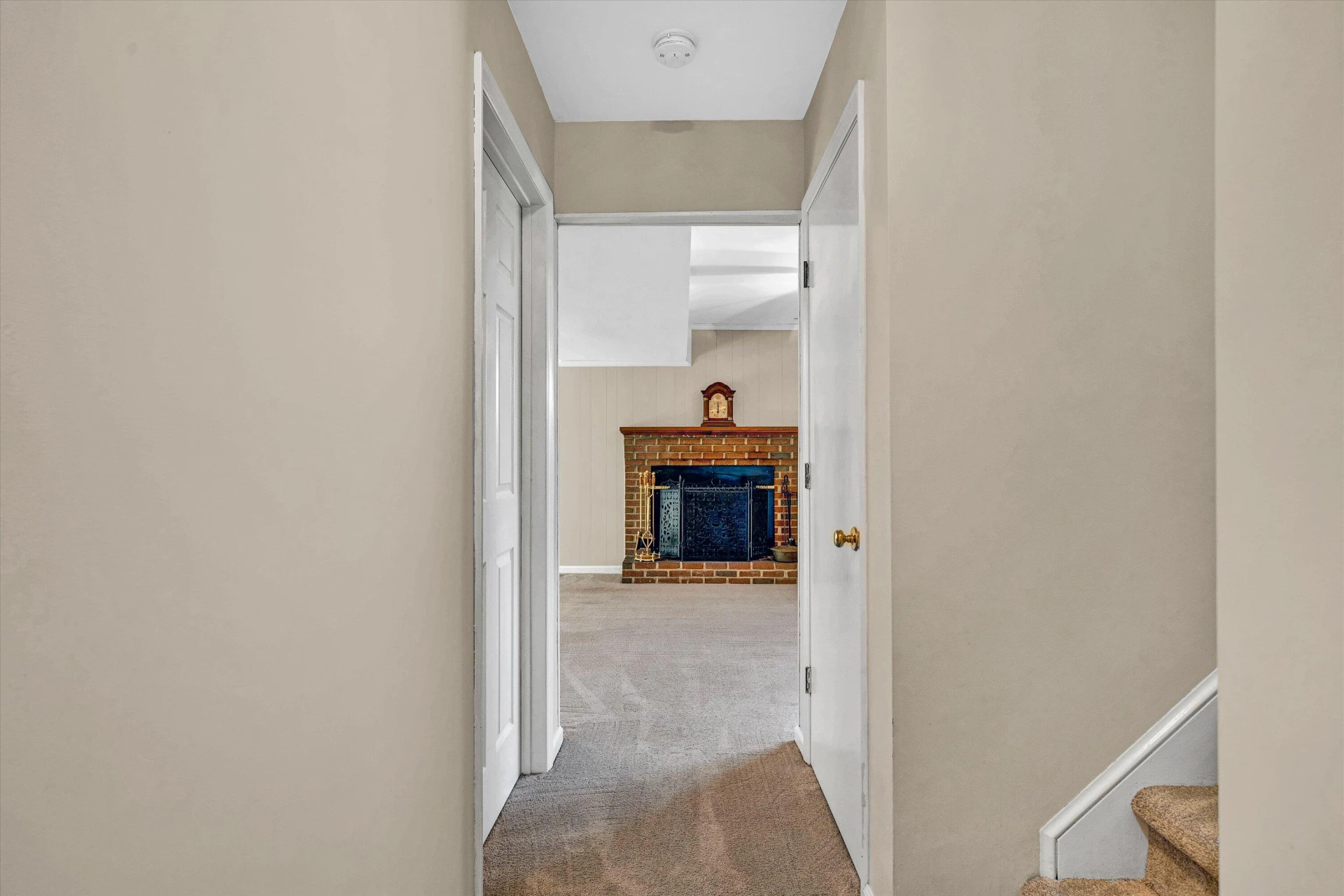 546 Missimer CIR - Photo 14