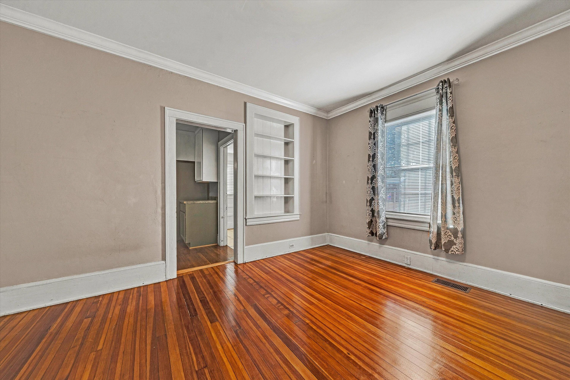 2136 Denniston AVE - Photo 18