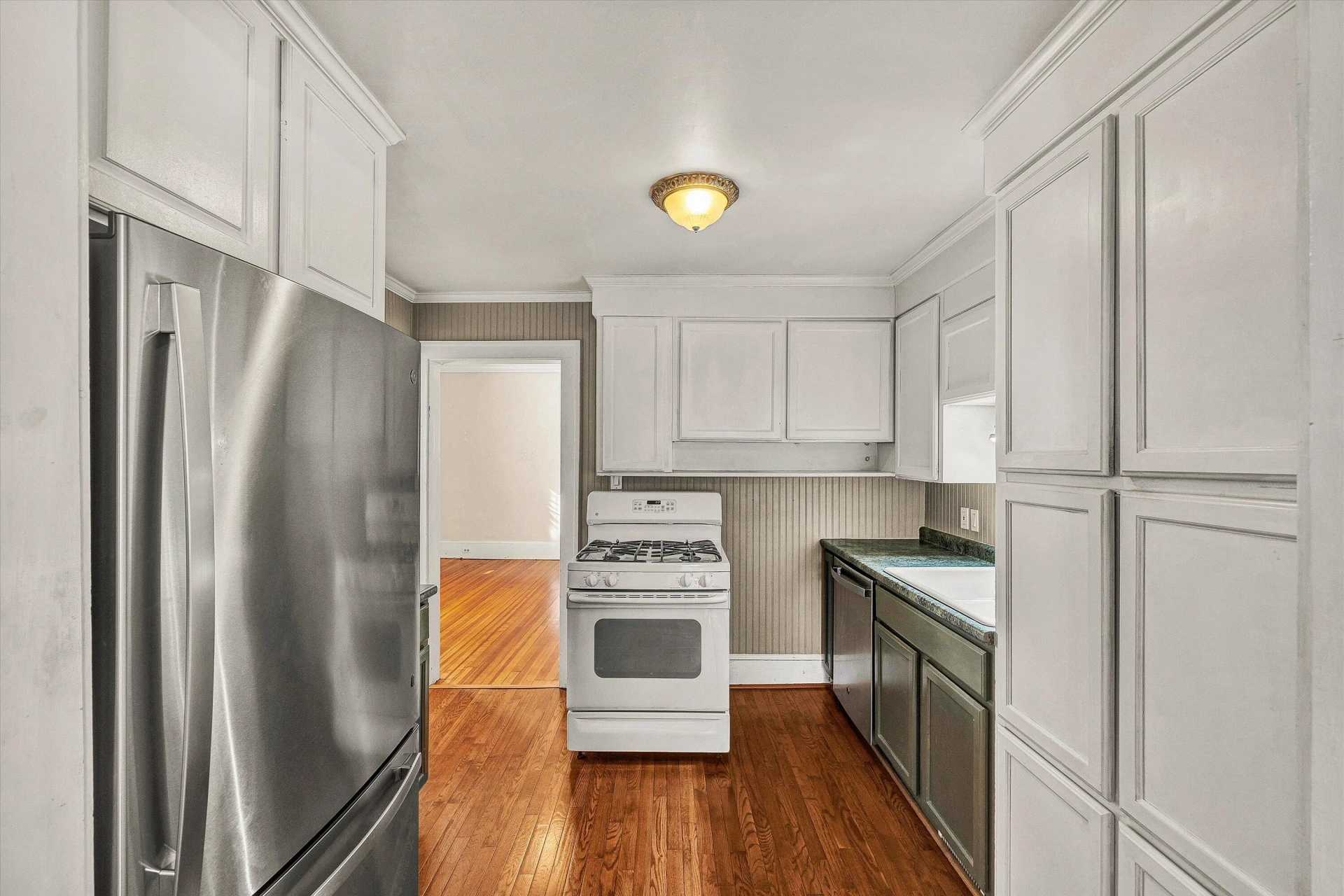 2136 Denniston AVE - Photo 21