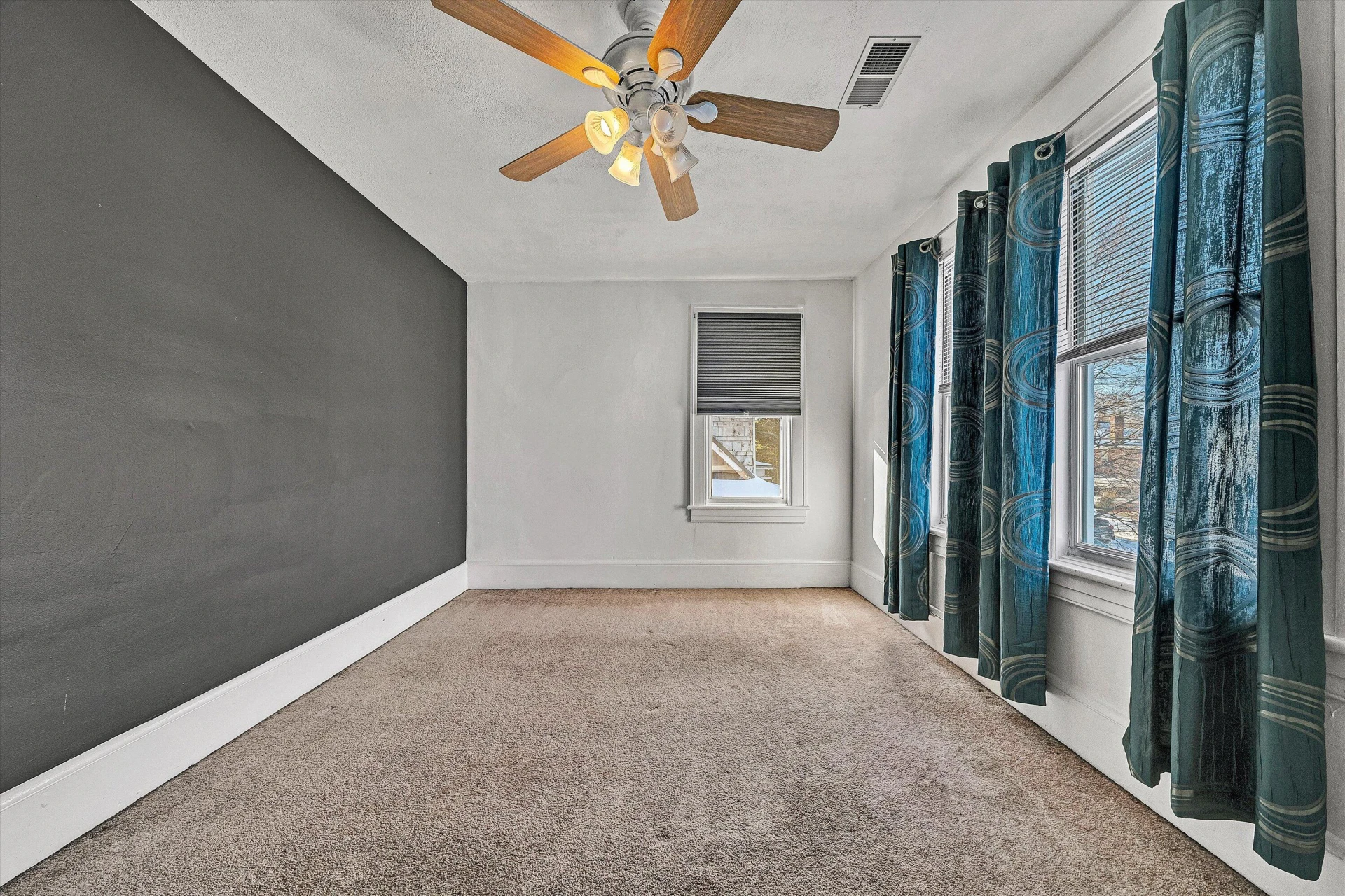 2136 Denniston AVE - Photo 29