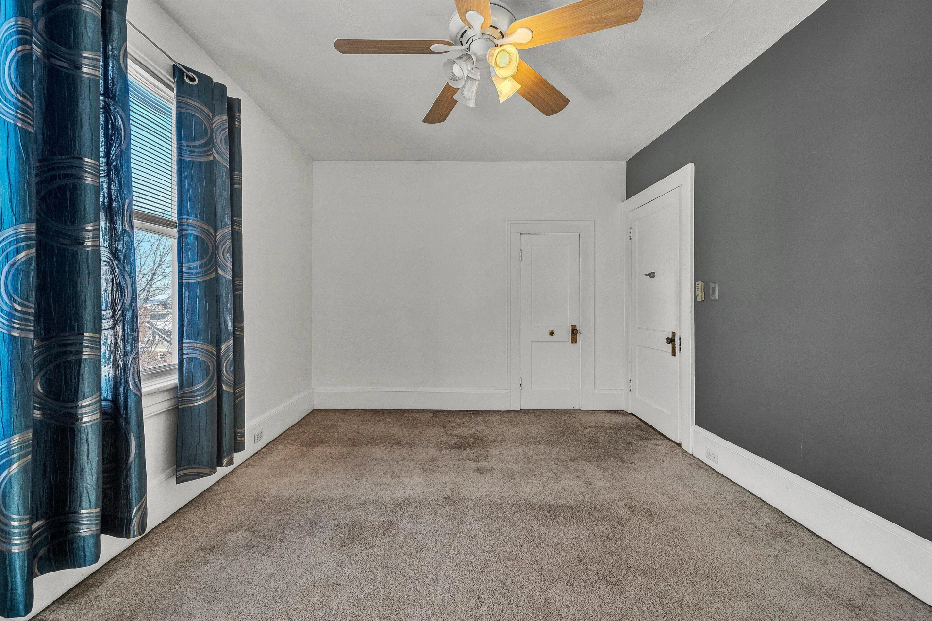 2136 Denniston AVE - Photo 30
