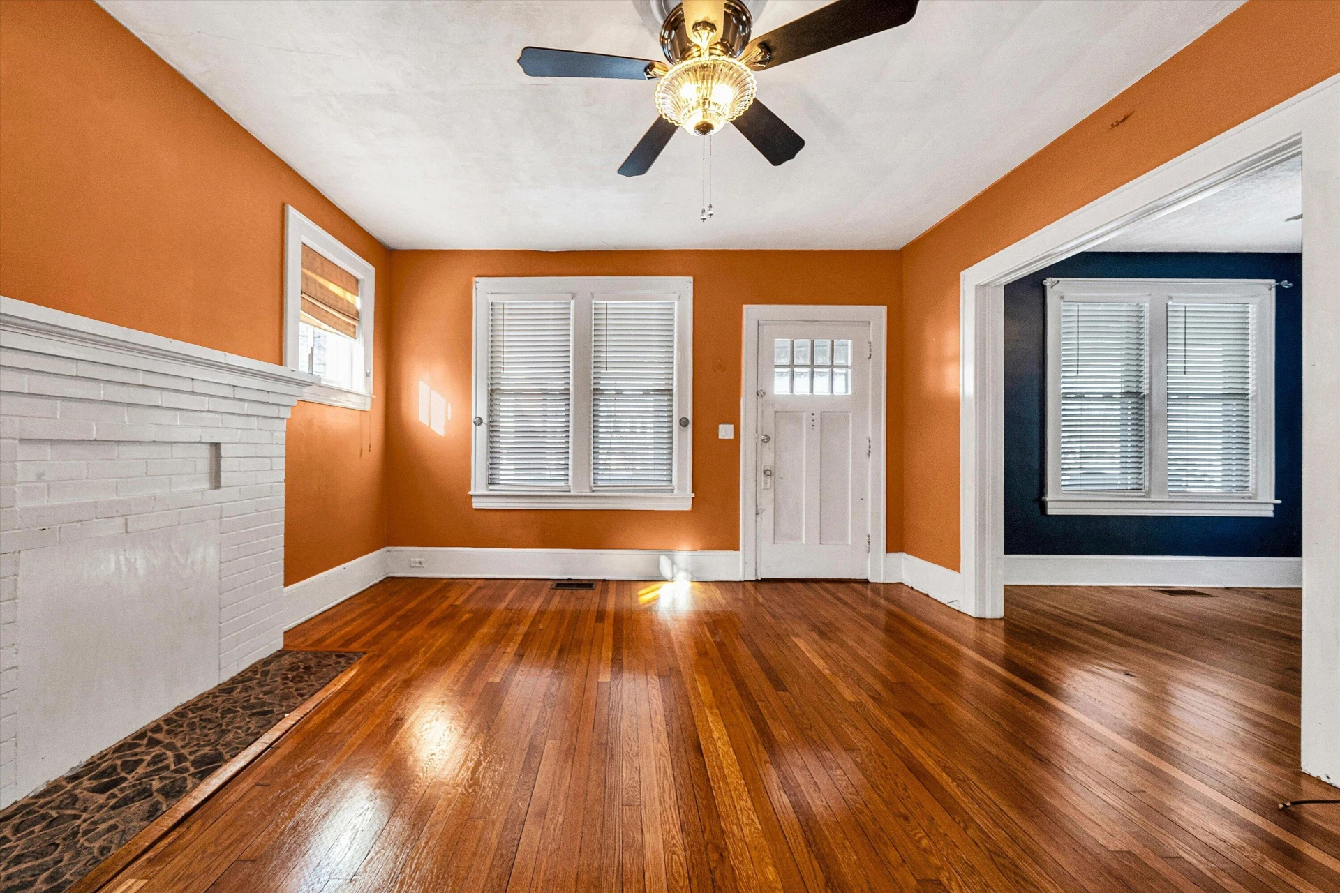 2136 Denniston AVE - Photo 6