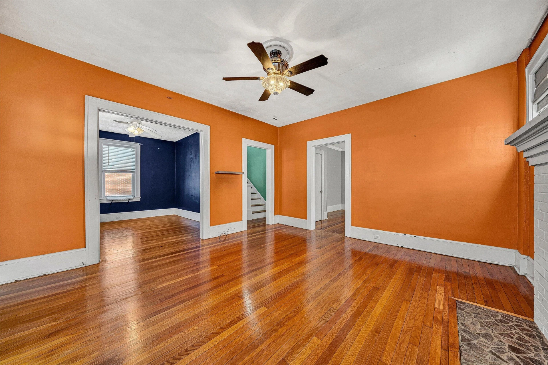 2136 Denniston AVE - Photo 7