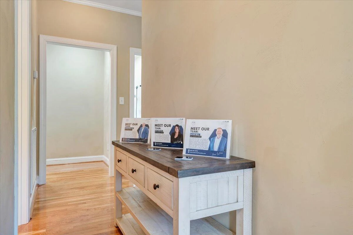 6014 Crumpacker DR - Photo 28