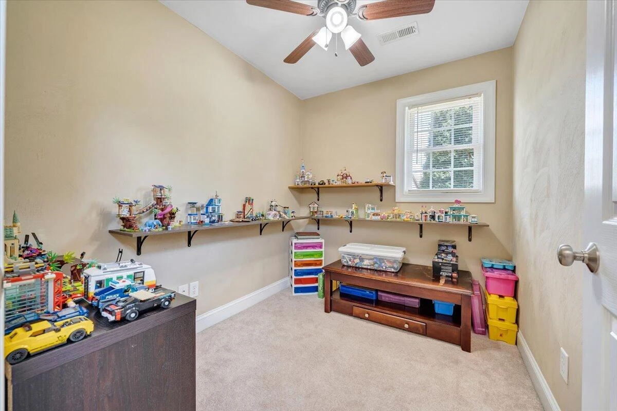 6014 Crumpacker DR - Photo 30