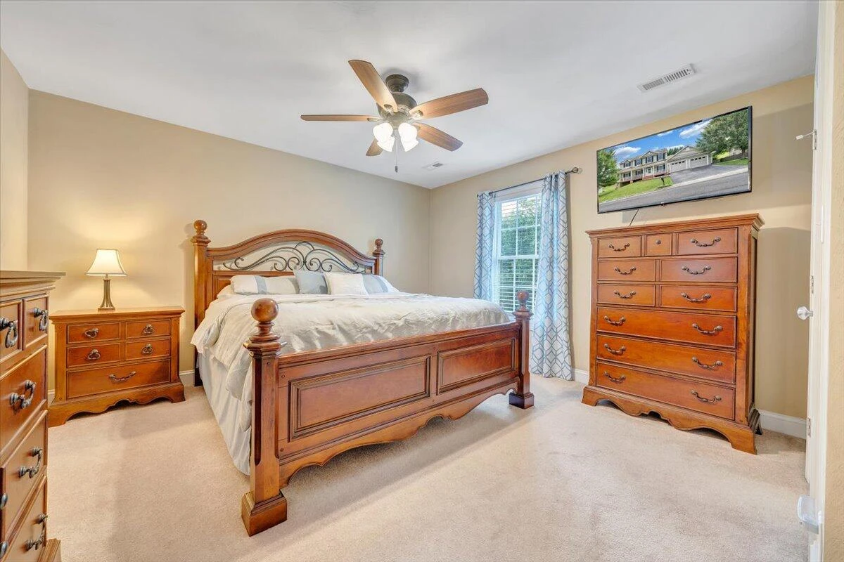 6014 Crumpacker DR - Photo 33