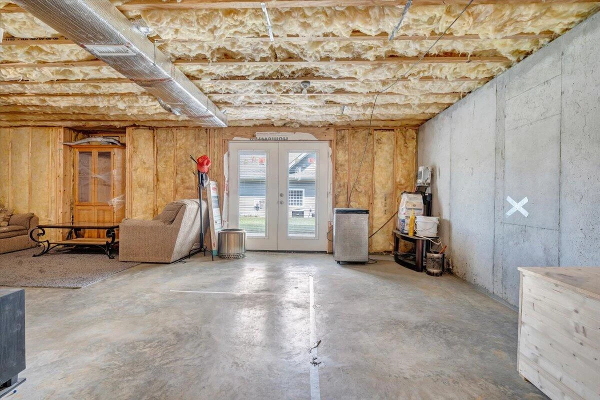 6014 Crumpacker DR - Photo 43