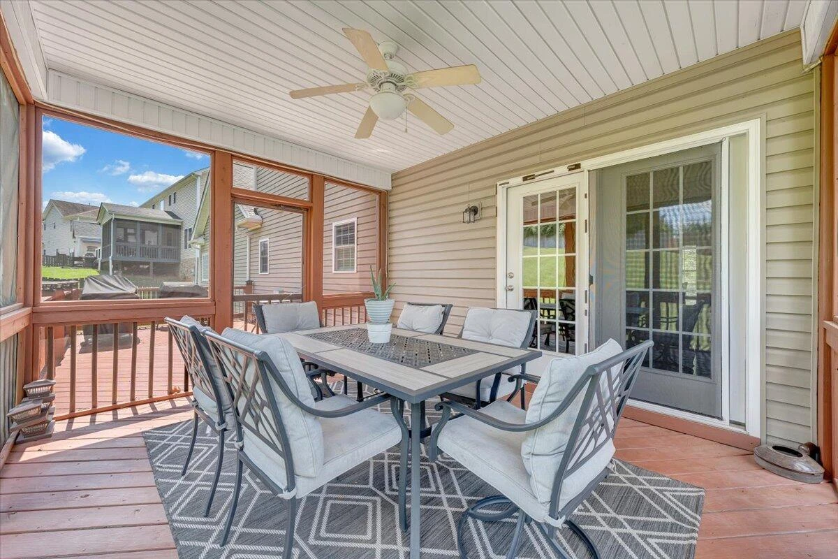 6014 Crumpacker DR - Photo 46