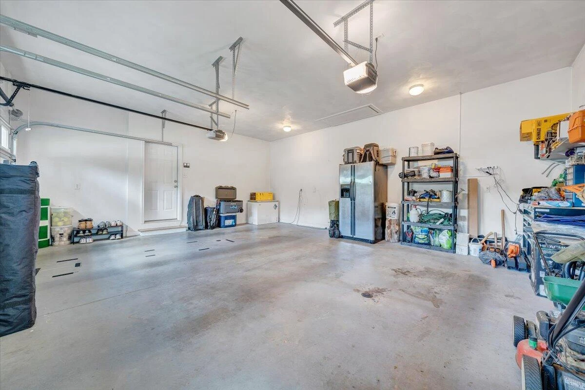 6014 Crumpacker DR - Photo 49