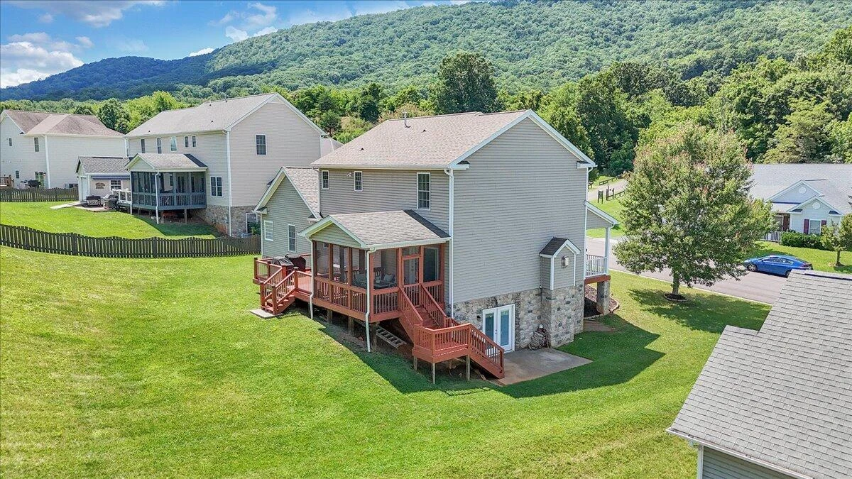 6014 Crumpacker DR - Photo 73