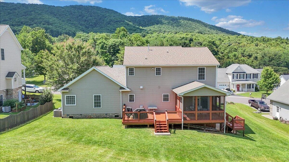 6014 Crumpacker DR - Photo 78