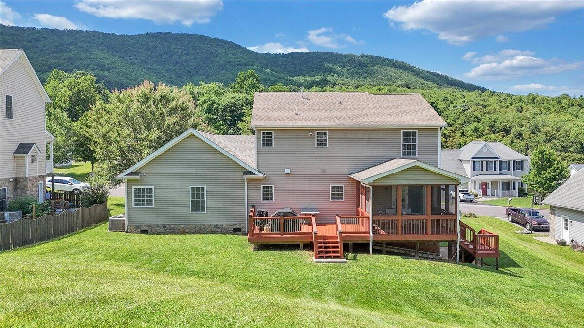6014 Crumpacker DR - Photo 79