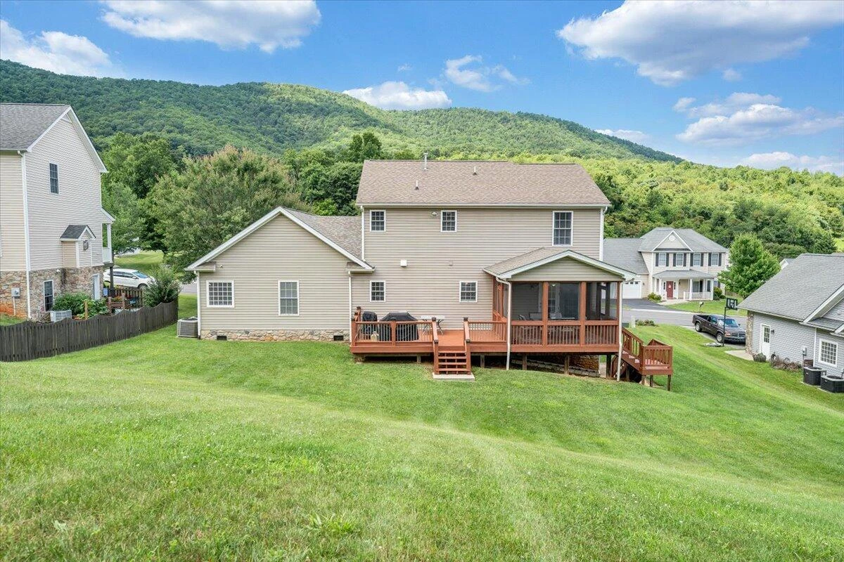 6014 Crumpacker DR - Photo 89