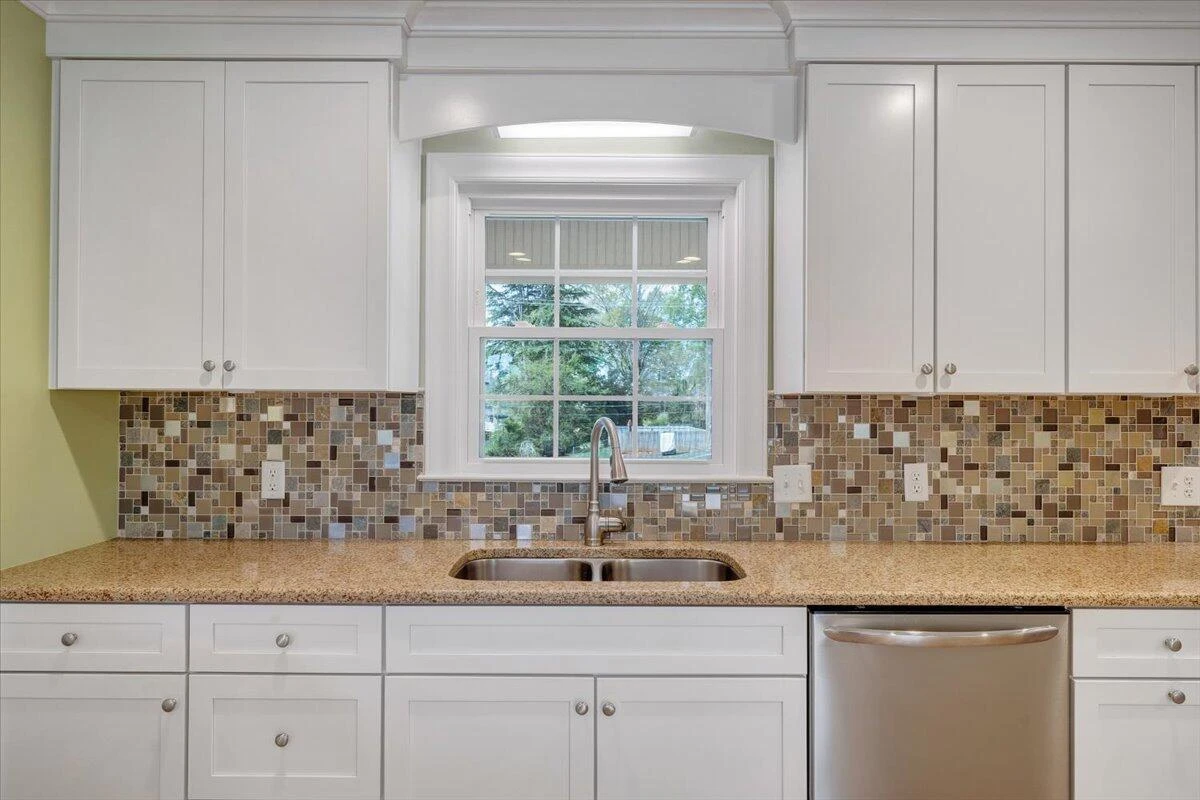 1505 Meadowview LN - Photo 30