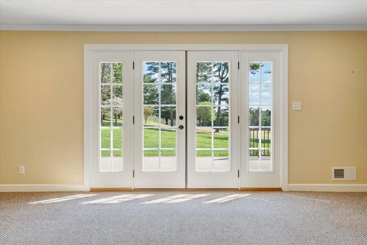 1505 Meadowview LN - Photo 39