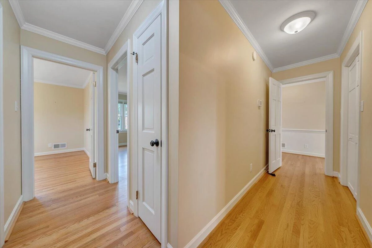 1505 Meadowview LN - Photo 42