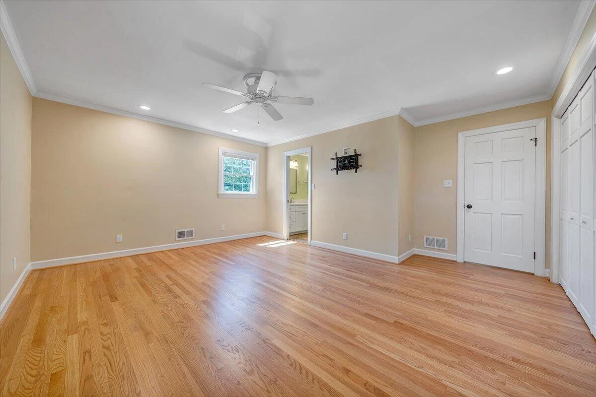 1505 Meadowview LN - Photo 44
