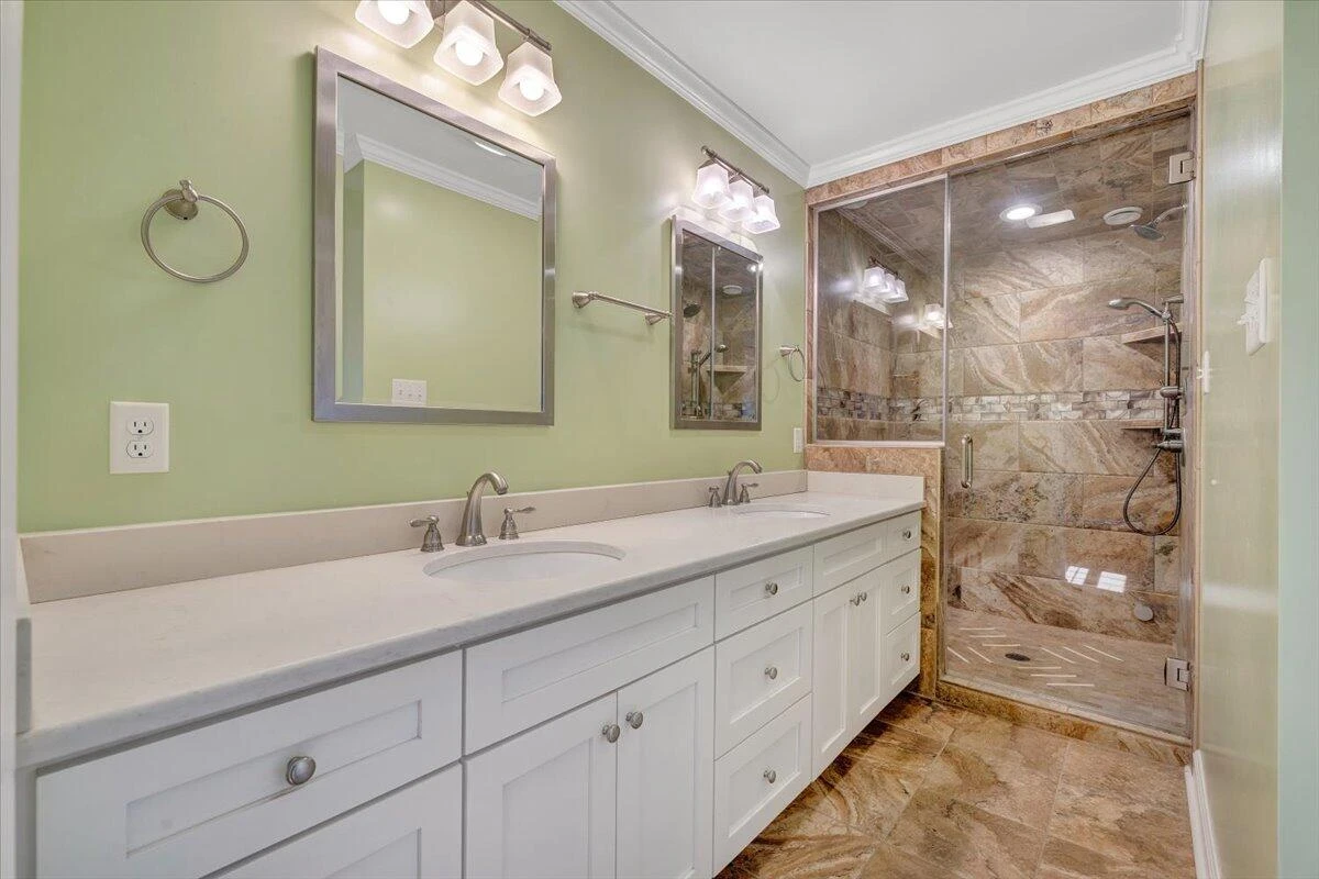 1505 Meadowview LN - Photo 49