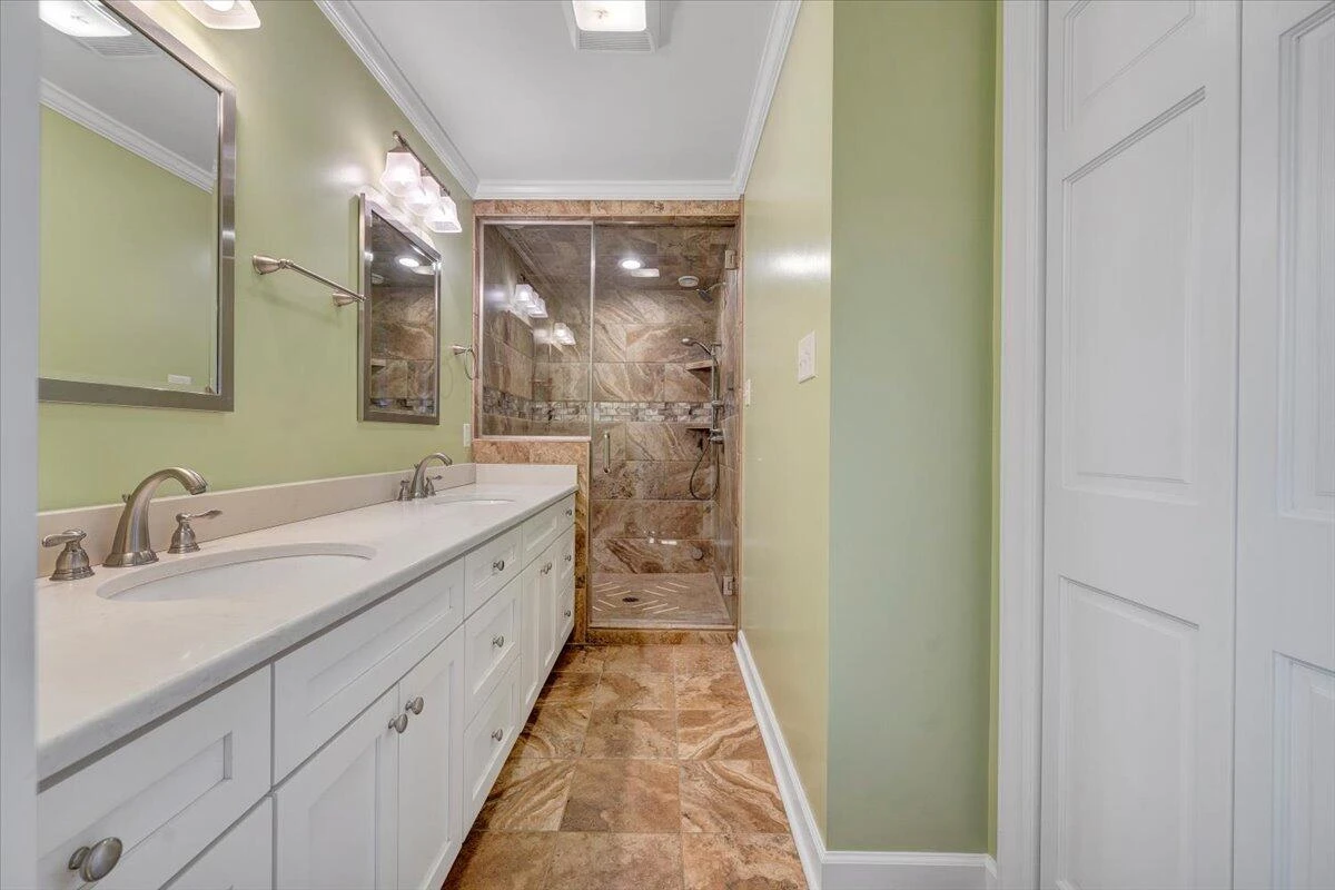 1505 Meadowview LN - Photo 50